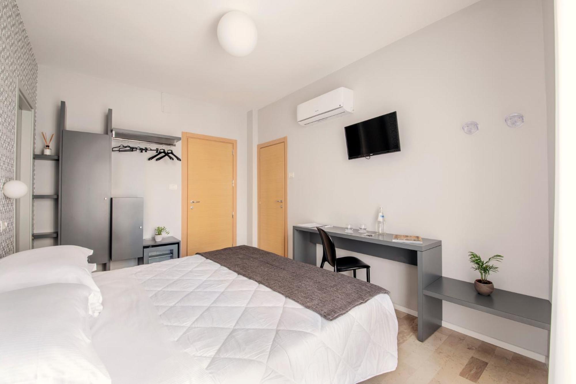 Hotel Bernard San Benedetto del Tronto Room photo
